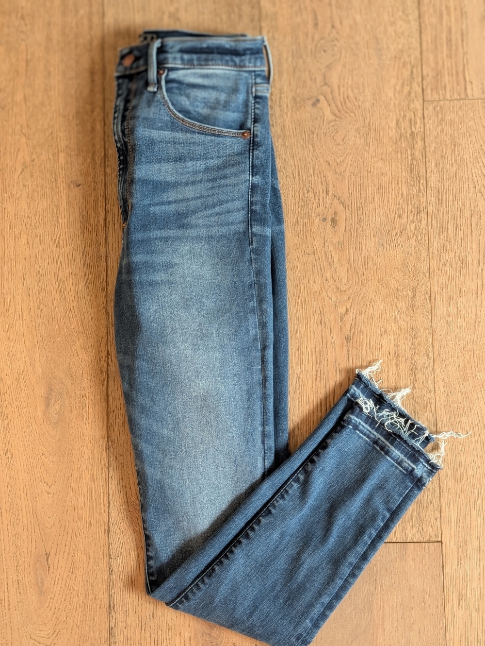 Abercrombie & Fitch Ultra High Rise Super Skinny Ankle Jean With Frayed Hem